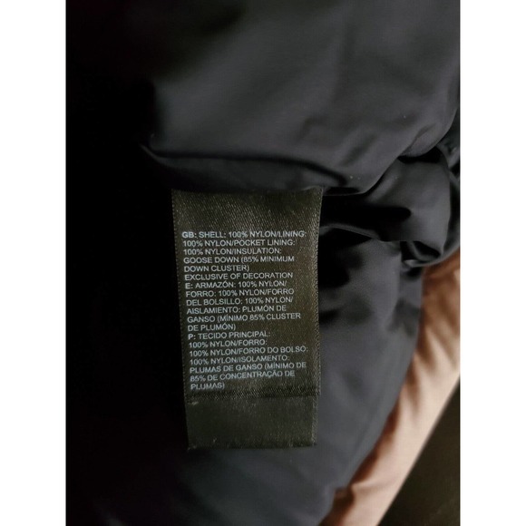 The North Face Women's Nuptse Pink & Black 700 Fill Puffer Vest Size Medium - Picture 8 of 12